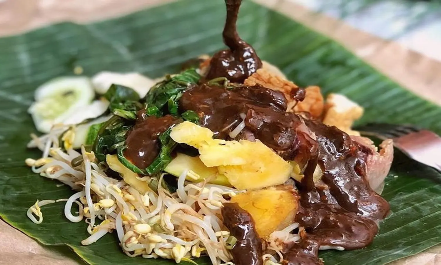 The unique and iconic Indonesian dish, Rujak Cingur.