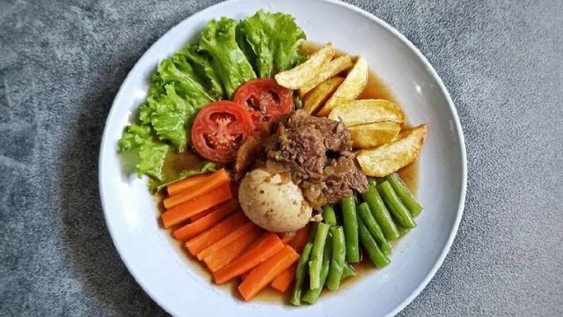 Selat Solo: The Javanese Salad That Tells a Story of a Kingdom