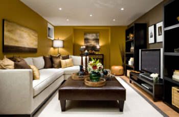Maximizing Charm & Function: Interior Design Ideas for Your Small Living Room