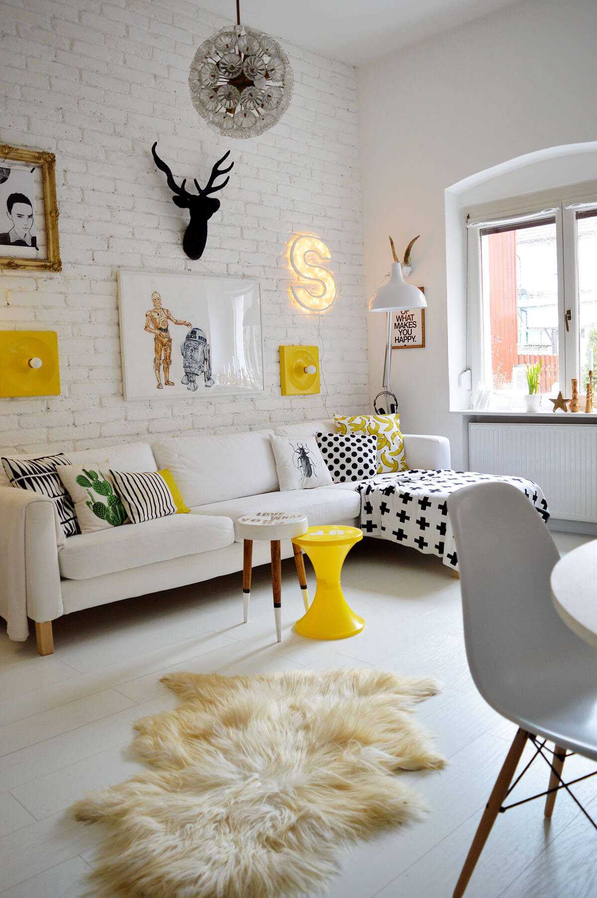 The Art of the Heart: Transforming Your Living Room into a Sanctuary